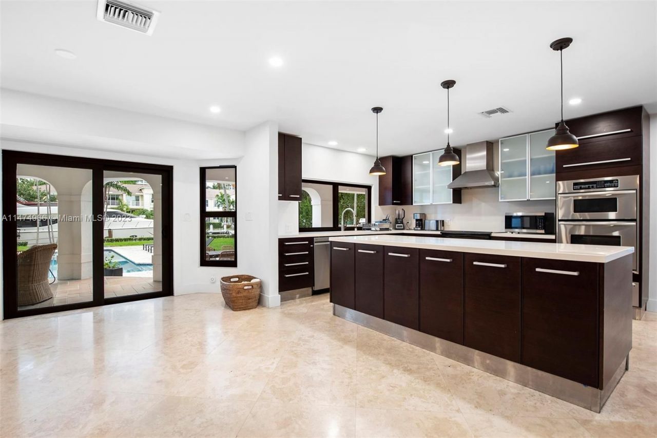 Villa in Miami, USA, 350 m² - picture 8