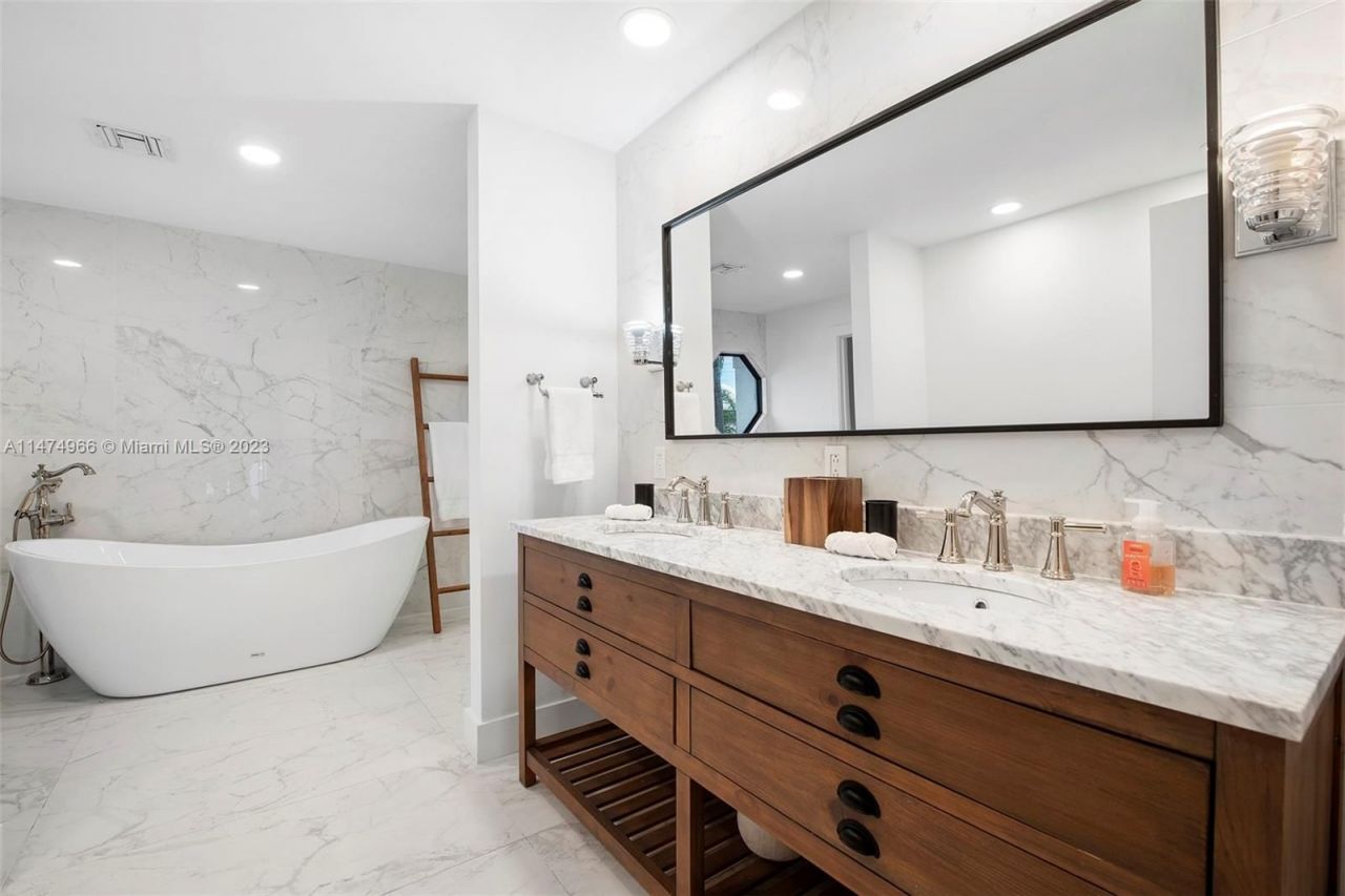 Villa in Miami, USA, 350 m² - picture 13