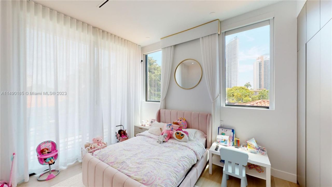 Villa a Miami, USA, 390 m² - foto 13