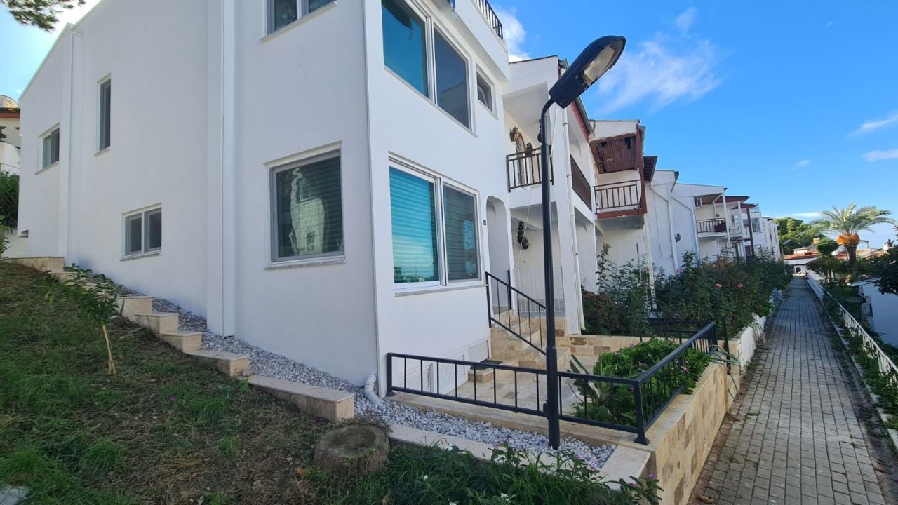 Villa en Alanya, Turquia, 120 m² - imagen 1