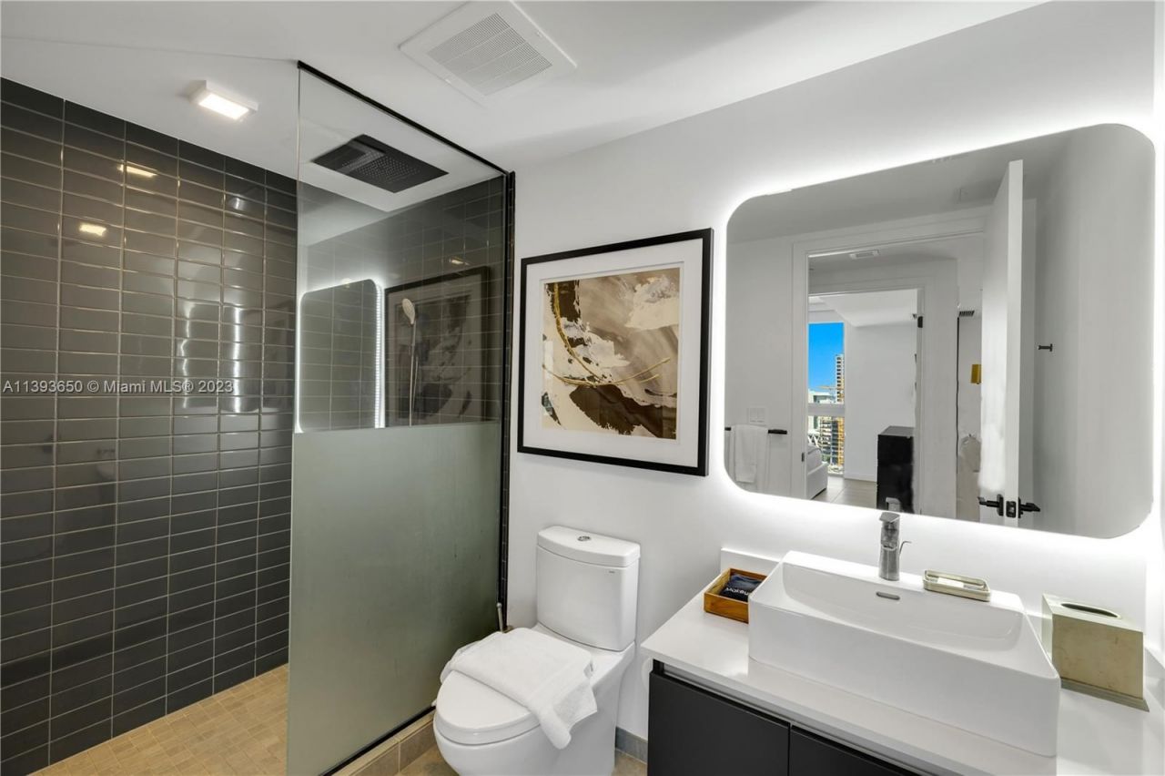 Flat in Miami, USA, 45 m² - picture 10