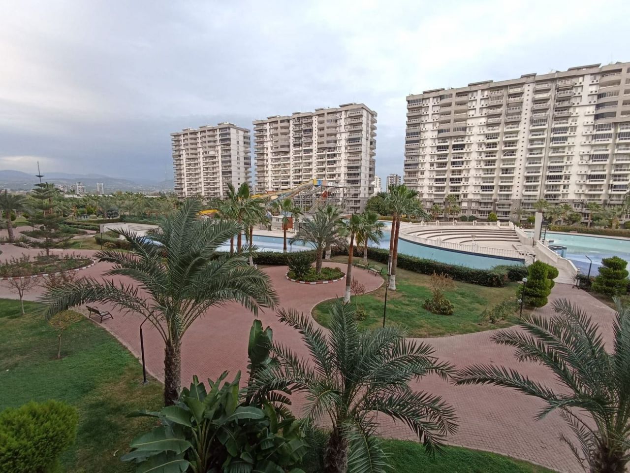 Piso en Mersin, Turquia, 130 m² - imagen 1