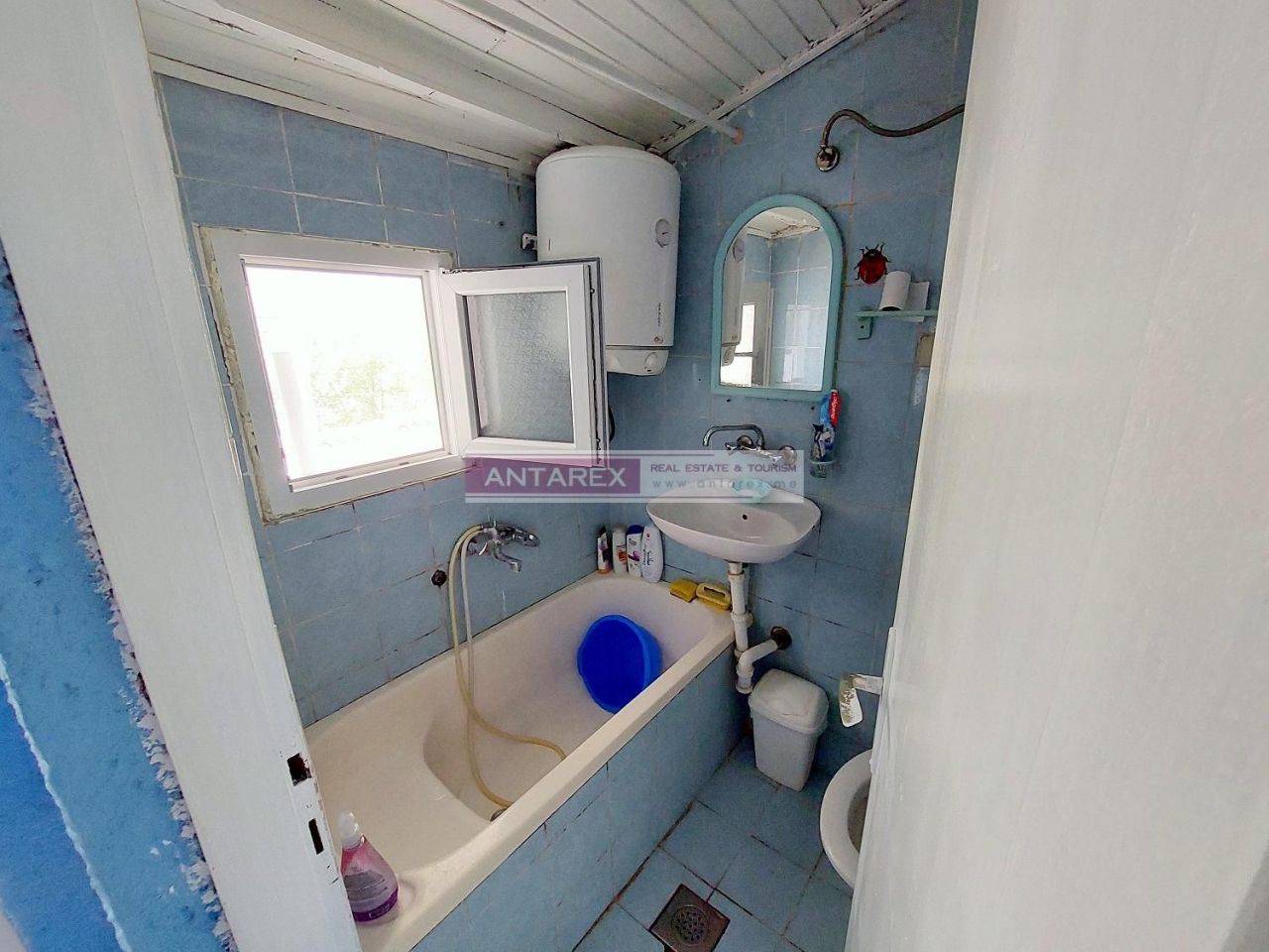 Villa en Kumbor, Montenegro, 51 m² - imagen 10