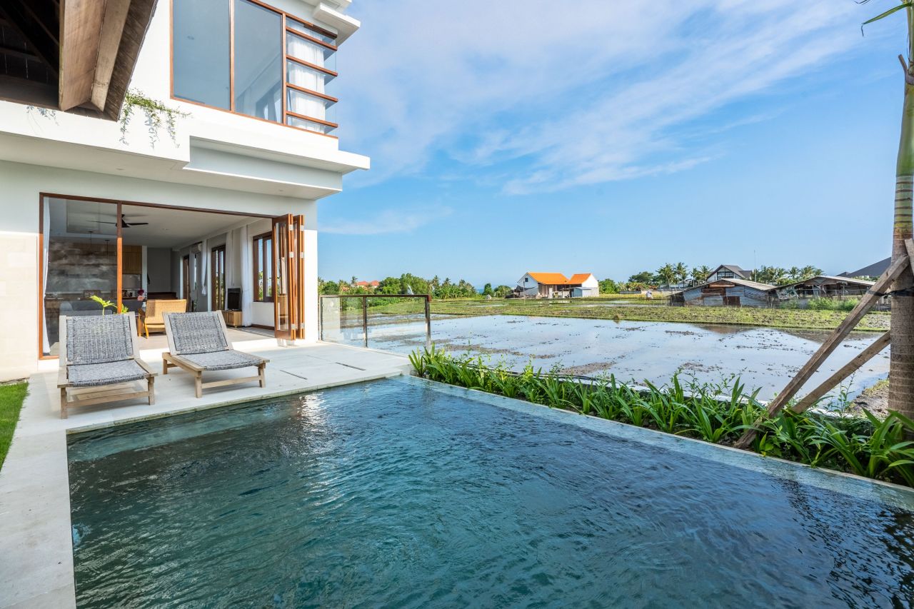 Villa in Cemagi, Indonesien, 251 m² - Foto 1