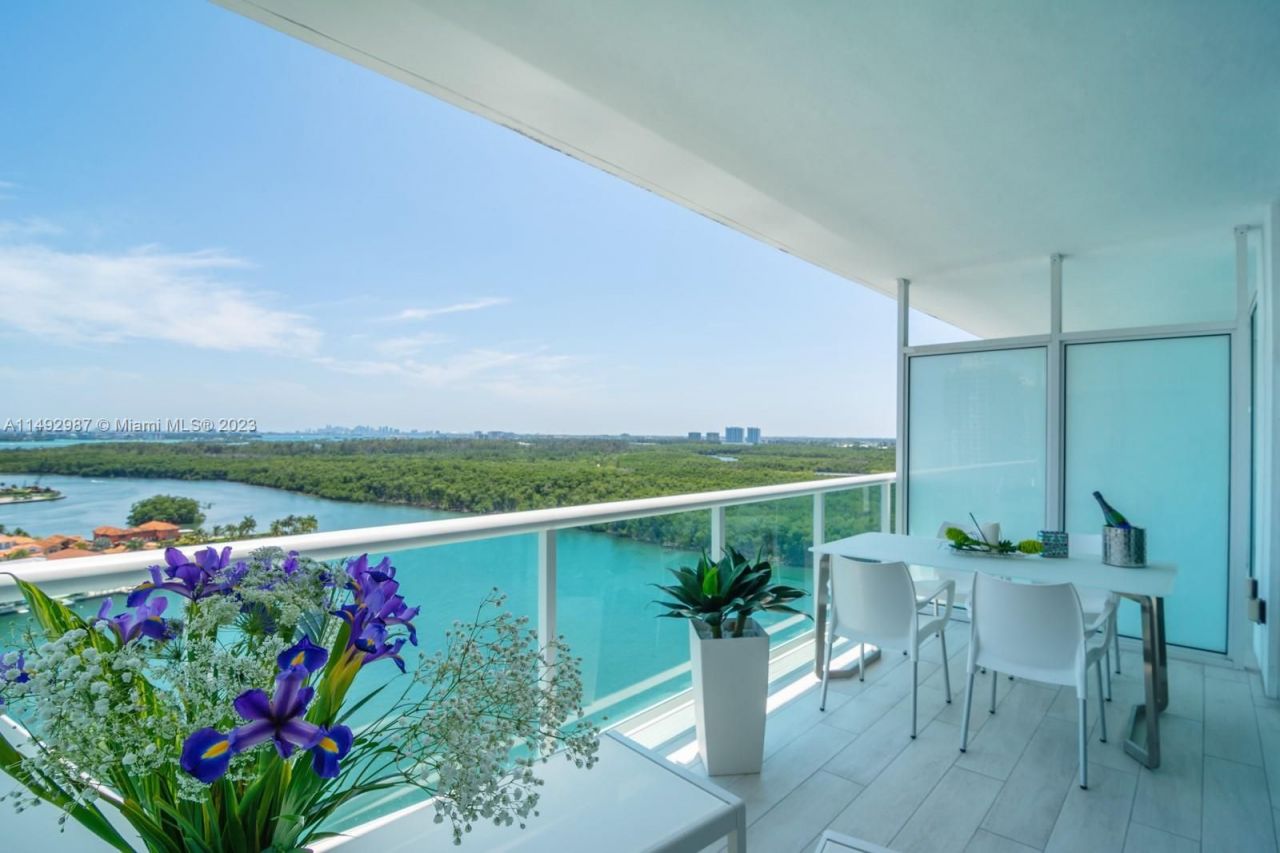 Piso en Miami, Estados Unidos, 160 m² - imagen 3