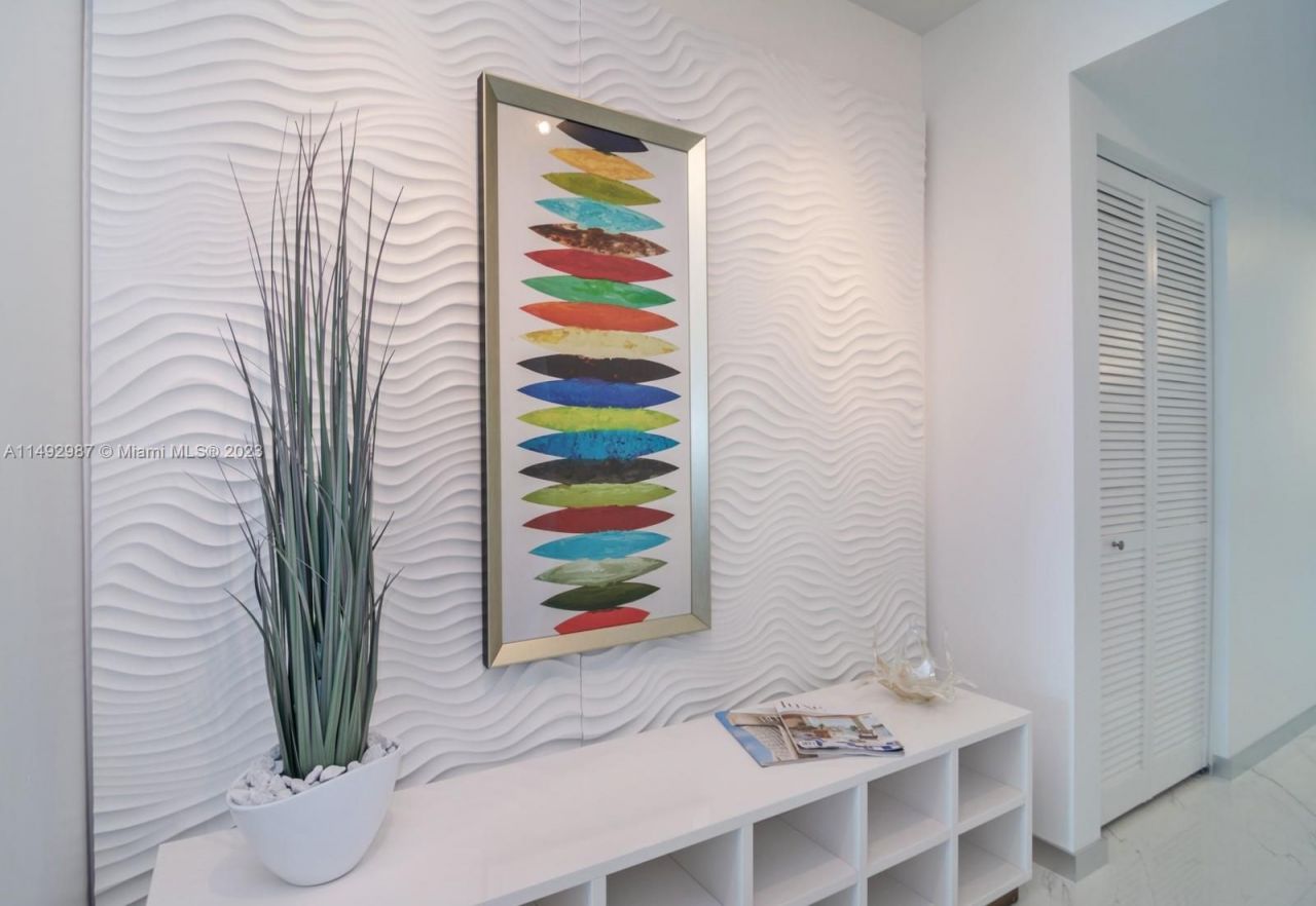 Piso en Miami, Estados Unidos, 160 m² - imagen 17