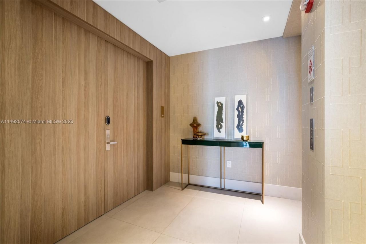 Appartement à Miami, États-Unis, 250 m² - image 2