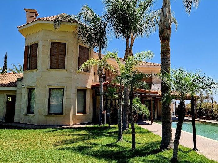 Villa en Limasol, Chipre, 560 m² - imagen 1