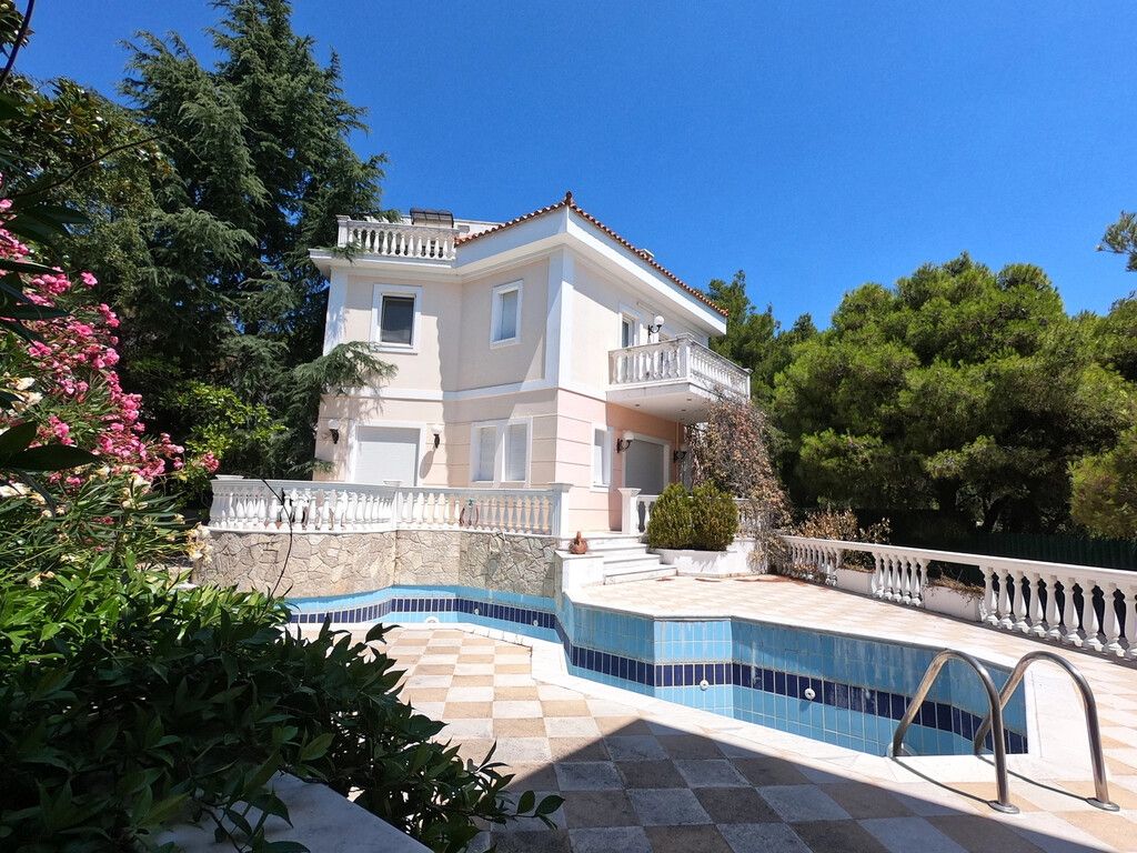 Villa in Athens, Greece, 680 m² - picture 2