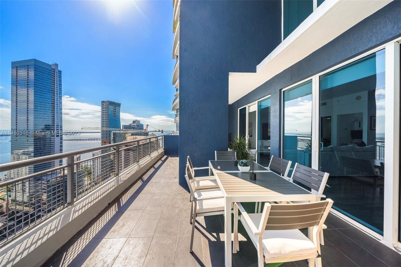 Loft en Miami, Estados Unidos, 110 m² - imagen 14