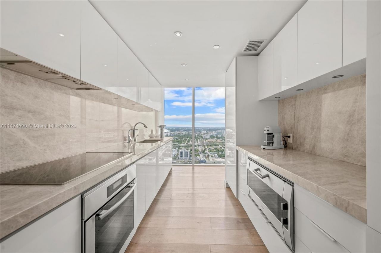 Ático en Miami, Estados Unidos, 230 m² - imagen 8