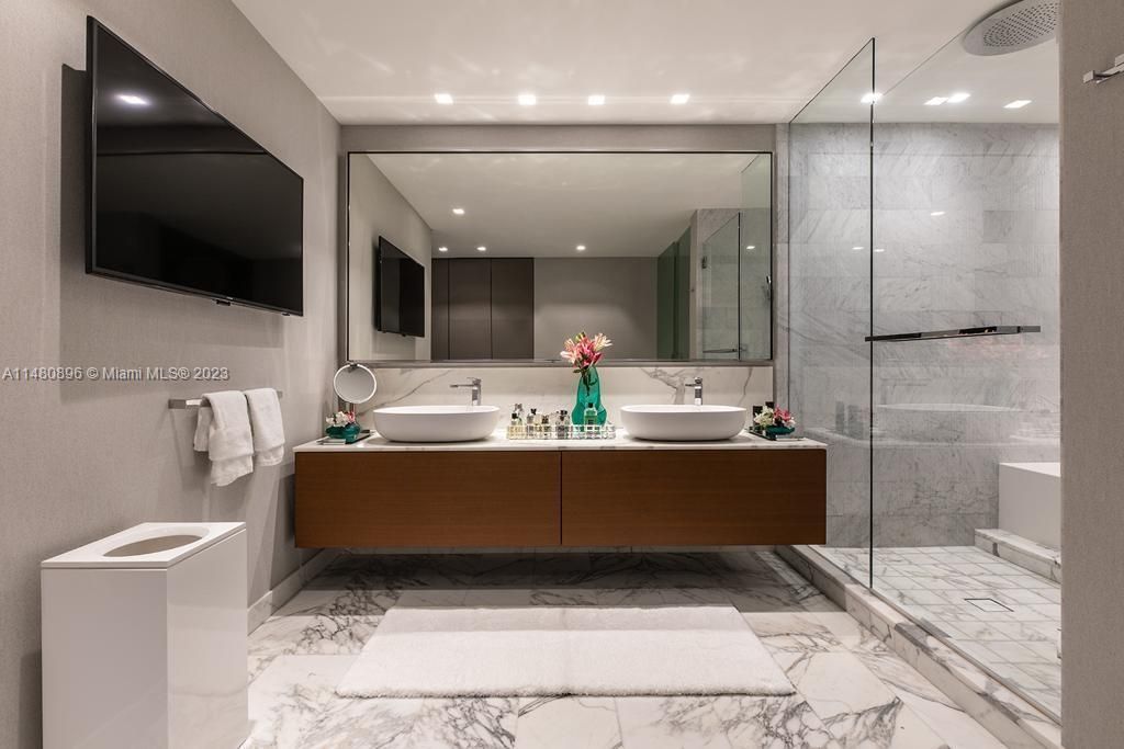 Piso en Miami, Estados Unidos, 200 m² - imagen 11