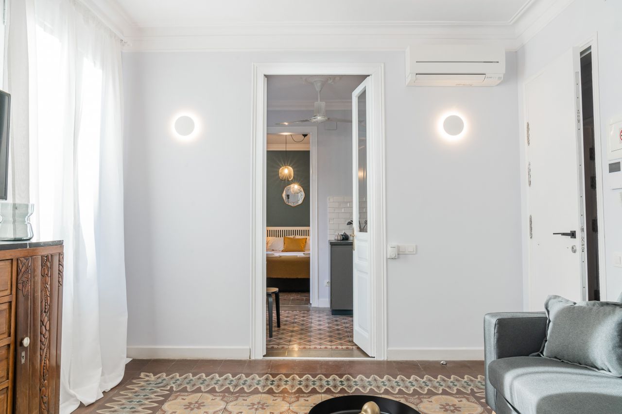 Apartment in Barcelona, Spain, 113 m² - picture 16