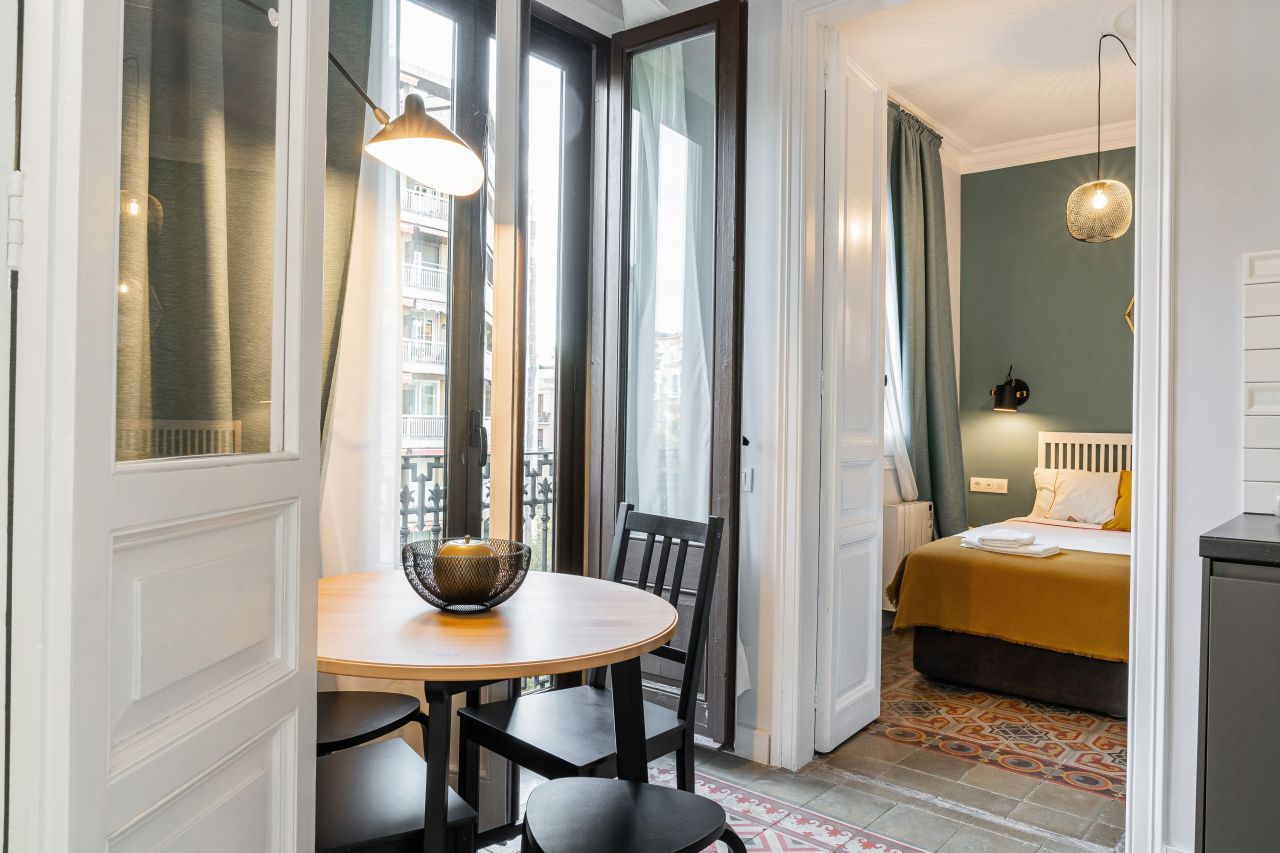 Apartment in Barcelona, Spain, 113 m² - picture 17