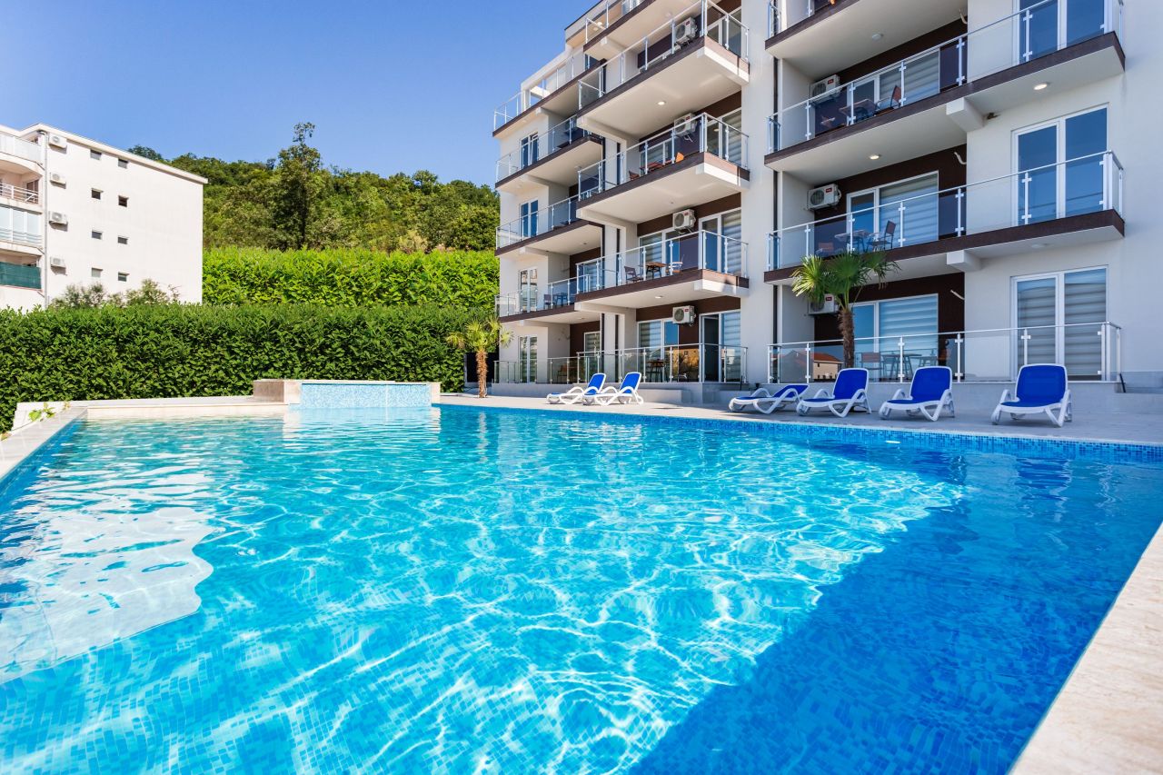 Appartement à Budva, Monténégro, 77 m² - image 2