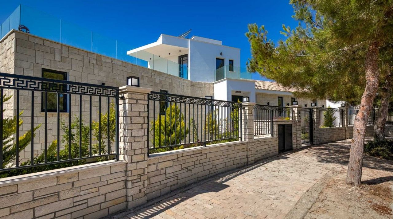 Villa en Pafos, Chipre, 580 m² - imagen 1