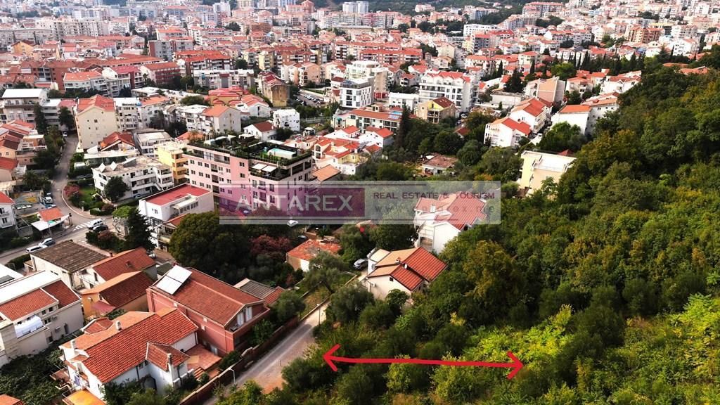 Terreno en Budva, Montenegro, 1 967 m² - imagen 4