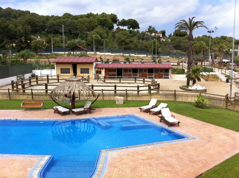 Chalet in Cubelles, Spanien, 1 000 m² - Foto 1