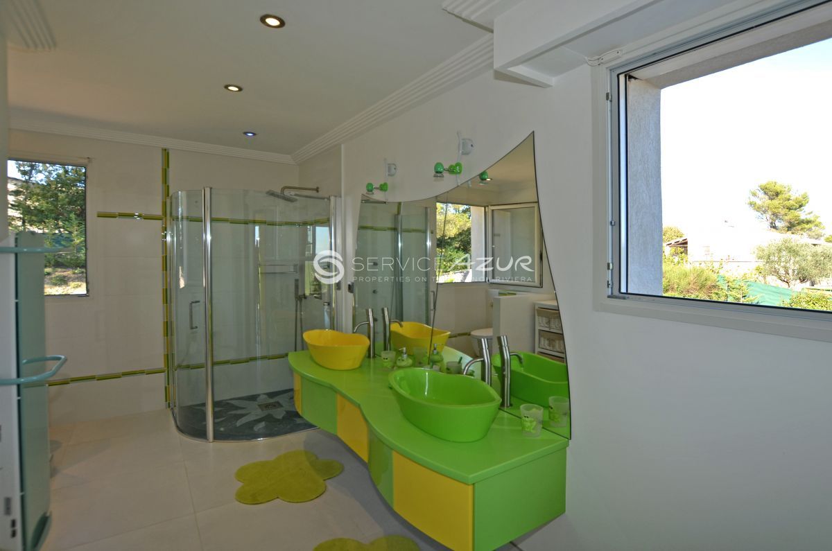 Villa in Mougins, France, 500 m² - picture 18