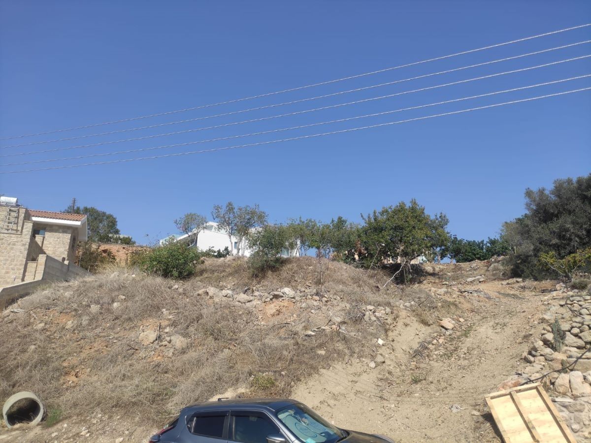 Terrain à Paphos, Chypre, 768 m² - image 1