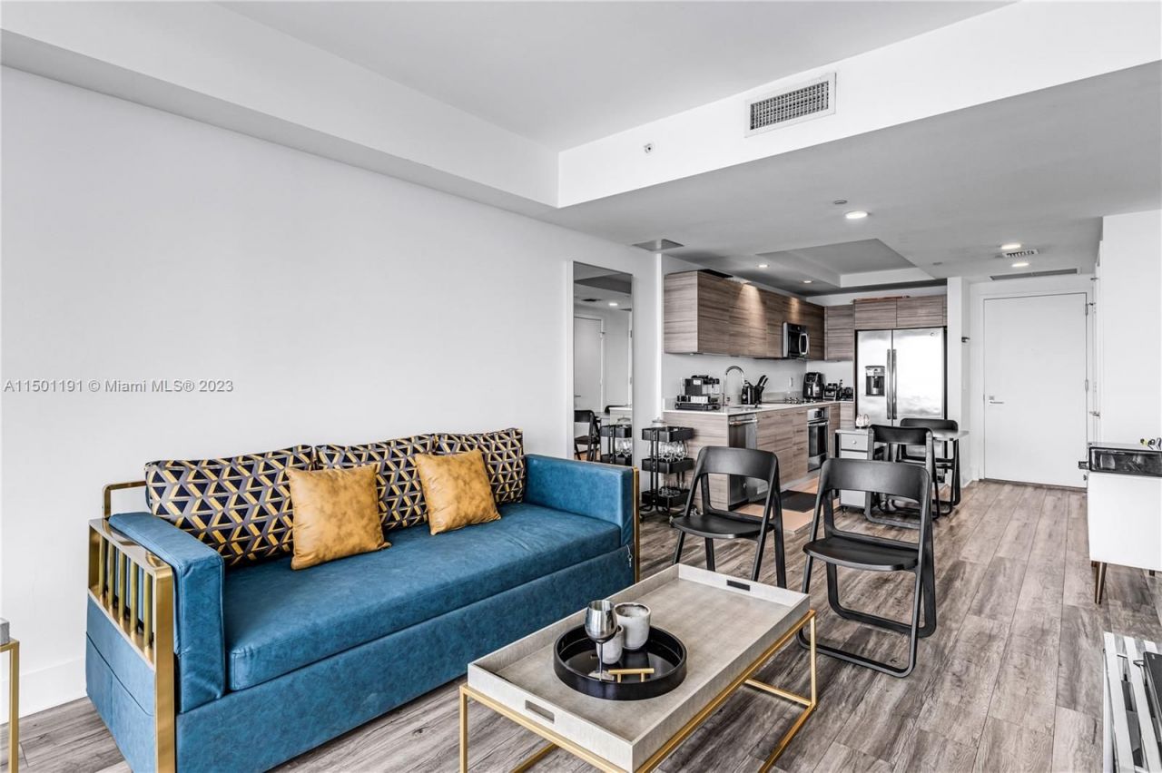 Piso en Miami, Estados Unidos, 55 m² - imagen 6
