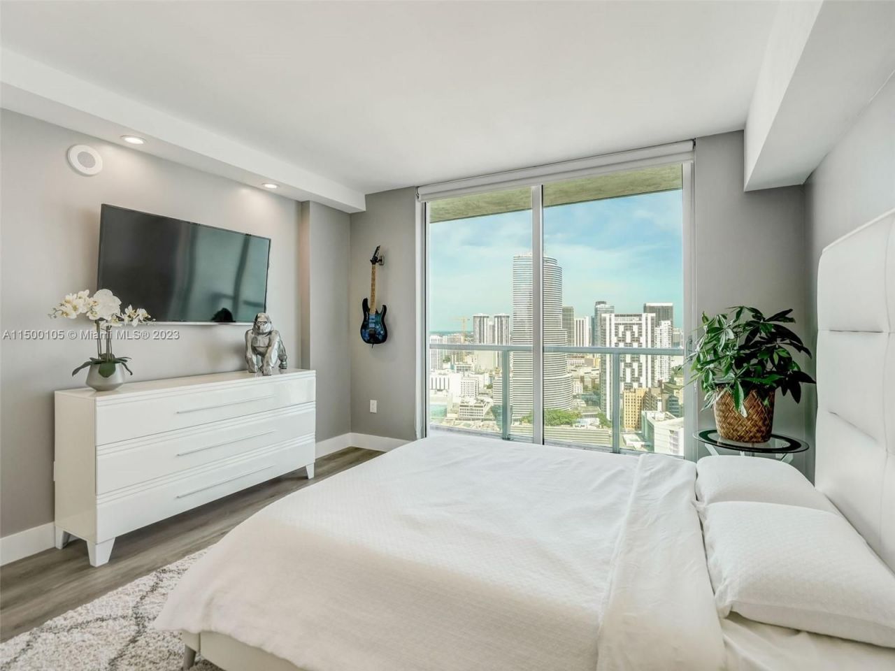 Flat in Miami, USA, 100 m² - picture 14