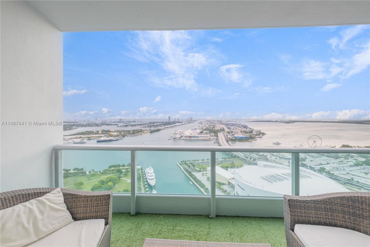 Piso en Miami, Estados Unidos, 85 m² - imagen 7