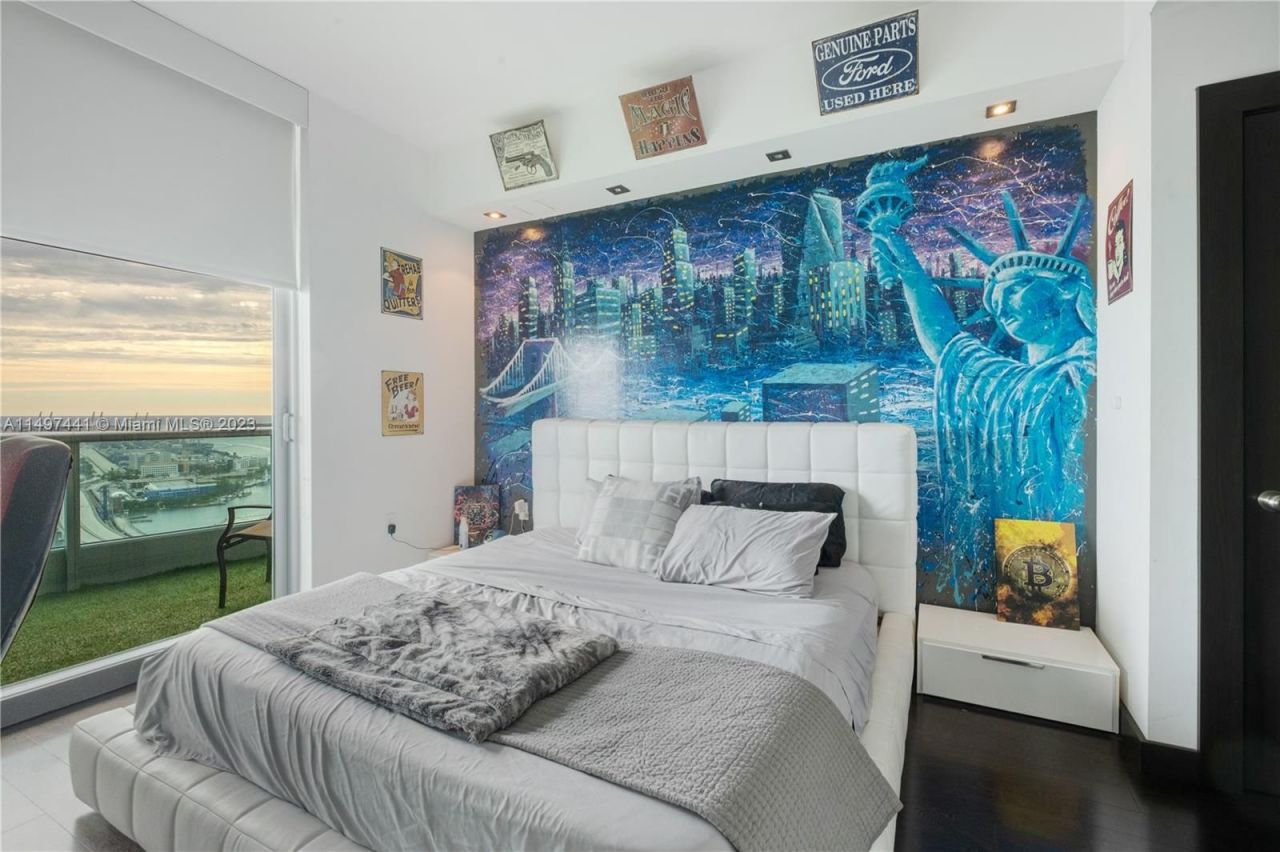 Piso en Miami, Estados Unidos, 85 m² - imagen 6