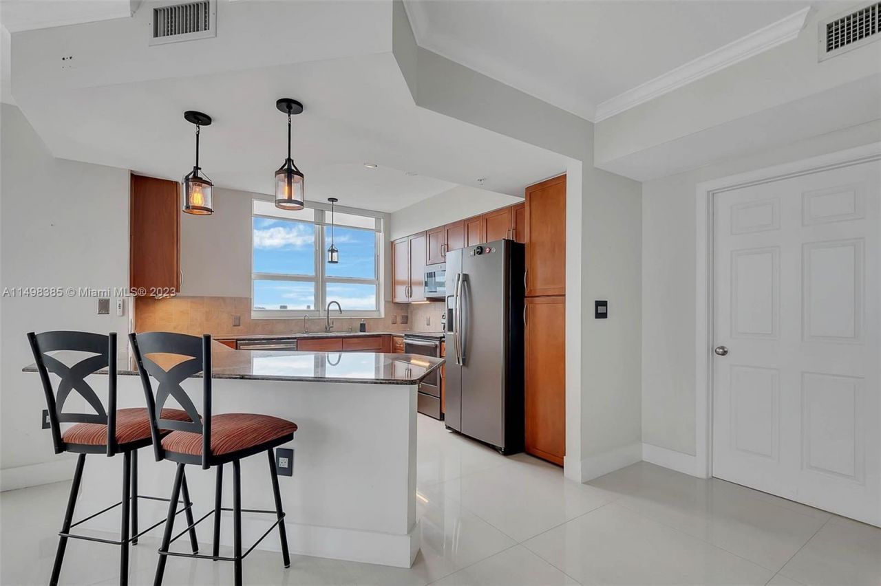 Appartement à Miami, États-Unis, 130 m² - image 4