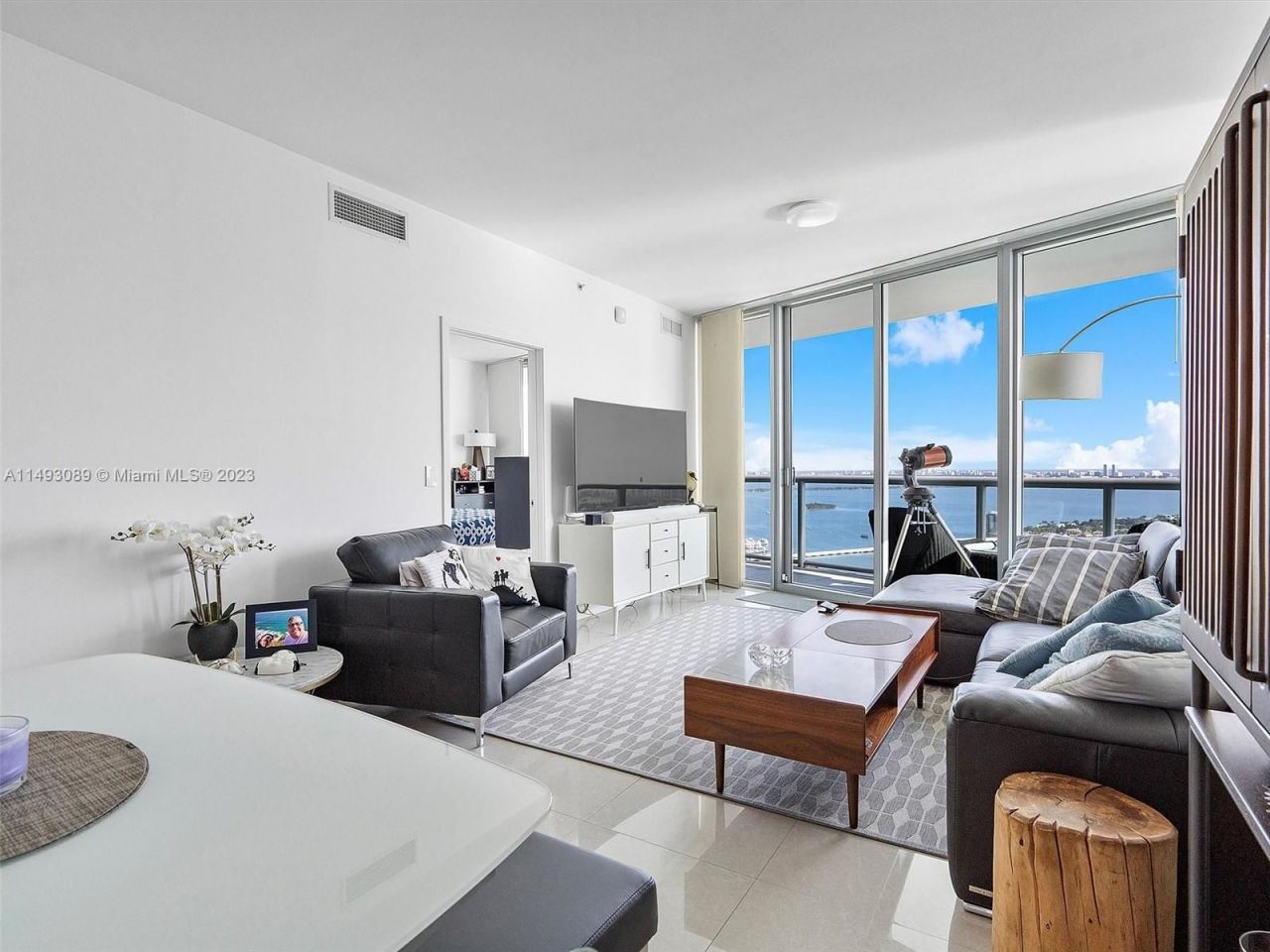 Flat in Miami, USA, 130 m² - picture 3