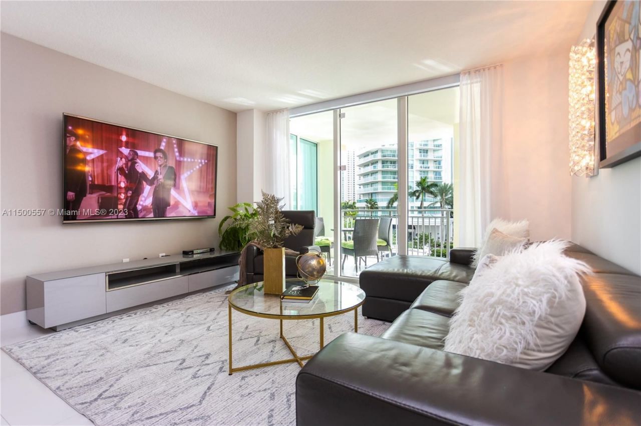 Appartement à Miami, États-Unis, 160 m² - image 1