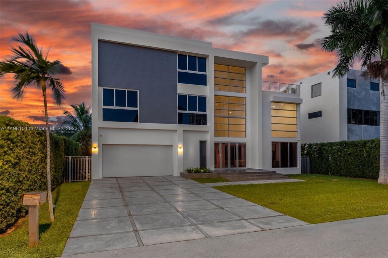 Villa en Miami, Estados Unidos, 600 m² - imagen 2