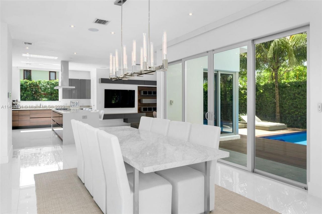 Villa en Miami, Estados Unidos, 600 m² - imagen 10