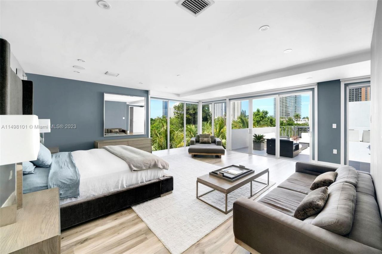 Villa en Miami, Estados Unidos, 600 m² - imagen 15