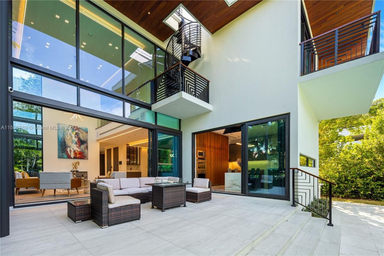 Villa à Miami, États-Unis, 400 m² - image 14