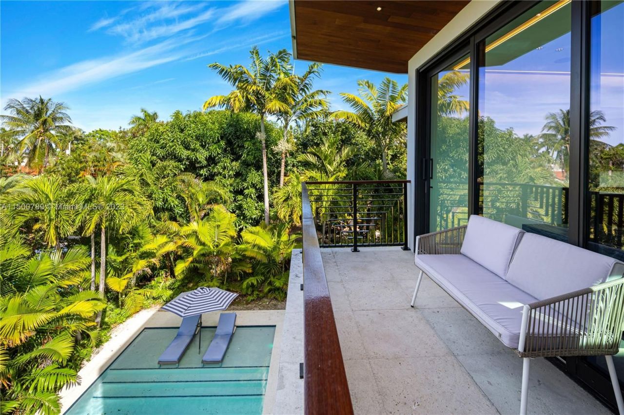 Villa à Miami, États-Unis, 400 m² - image 9