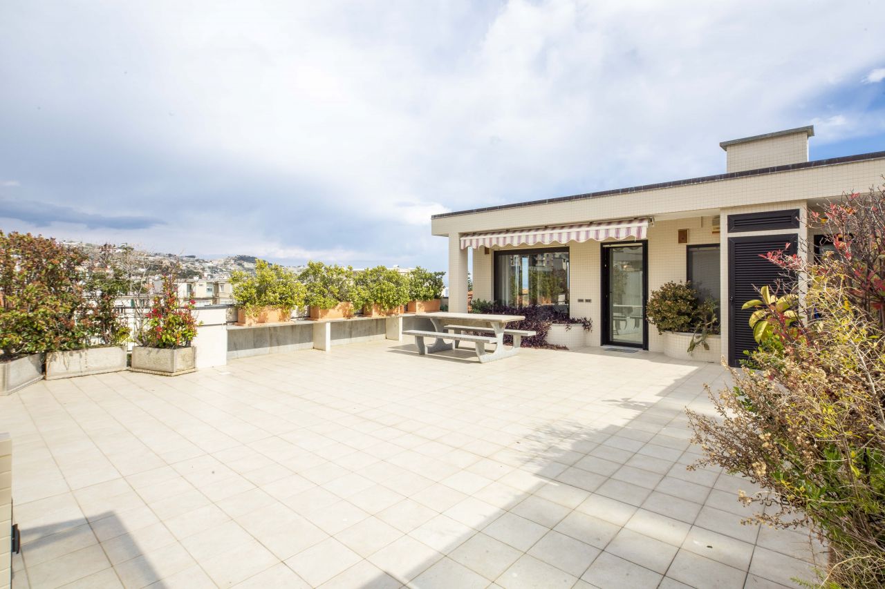 Penthouse in San Remo, Italy, 120 m² - picture 3