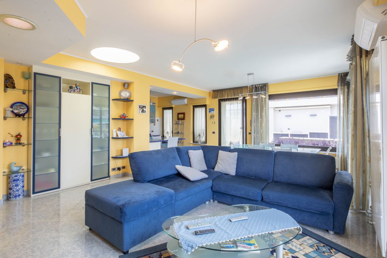 Penthouse in San Remo, Italy, 120 m² - picture 7