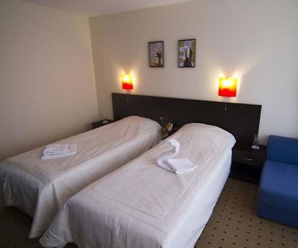 Hôtel à Sveti Vlas, Bulgarie, 1 800 m² - image 2