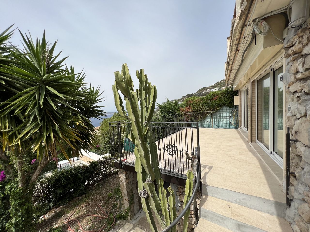 Penthouse in Cap d'Ail, France, 130 m² - picture 16