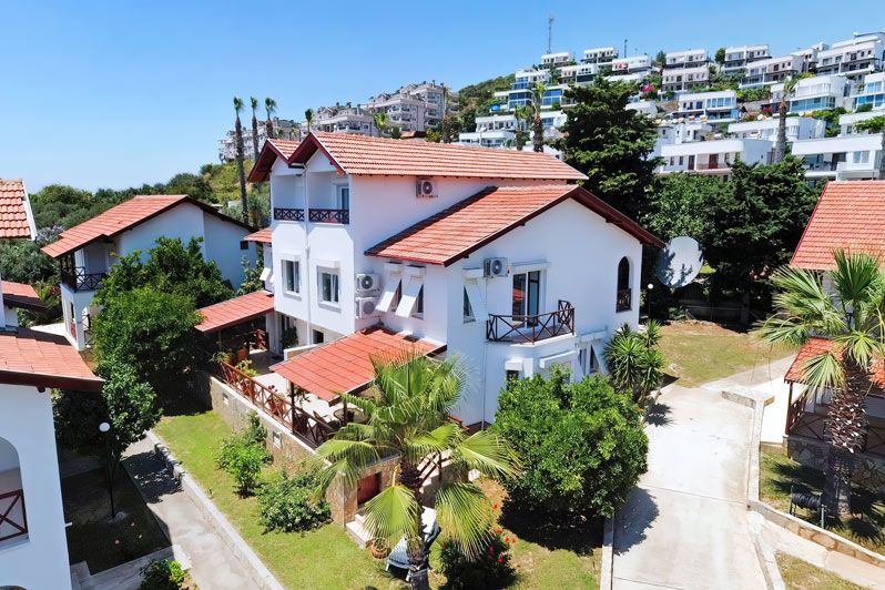 Villa à Alanya, Turquie, 376 m² - image 1