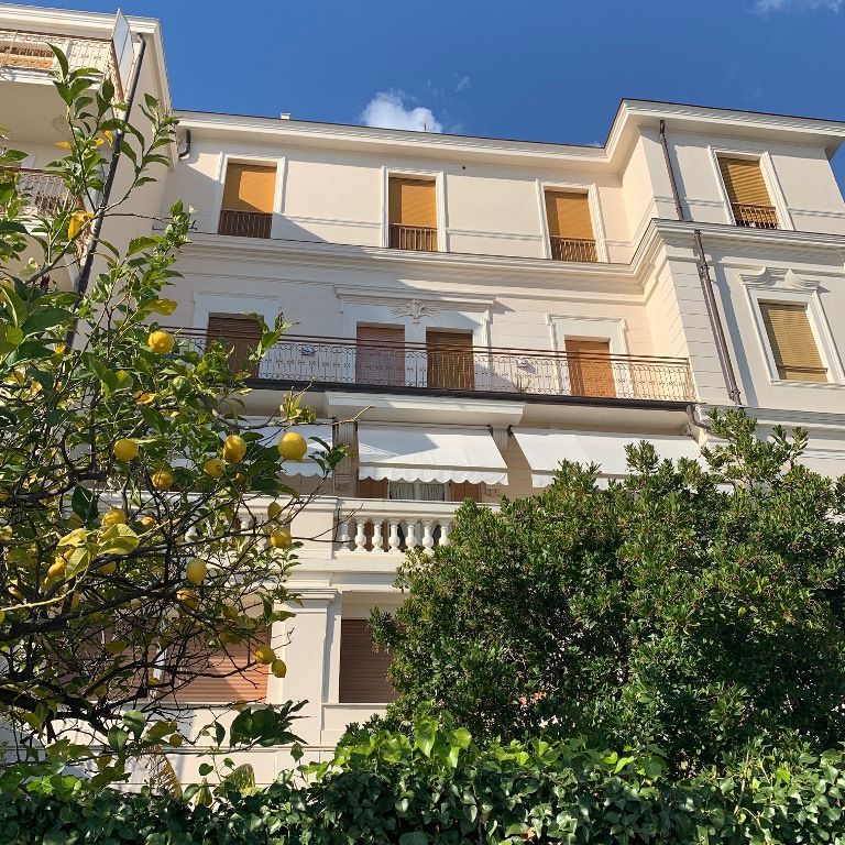 Appartamento a San Remo, Italia, 106 m² - foto 4