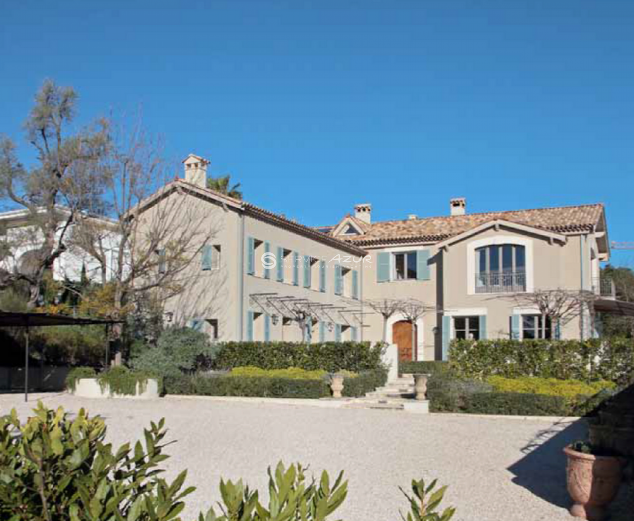 Villa à Antibes, France, 600 m² - image 3