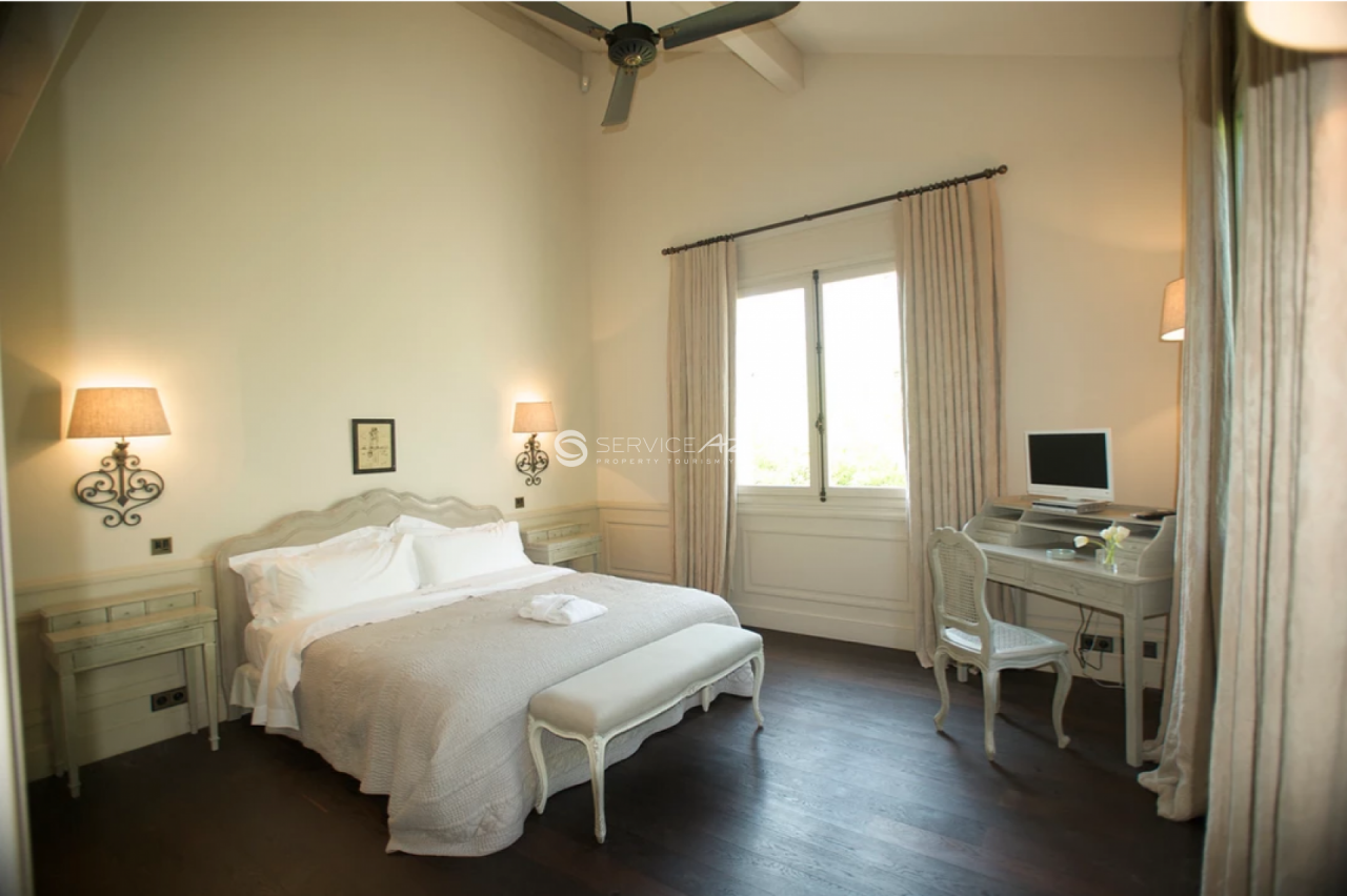 Villa à Antibes, France, 600 m² - image 11