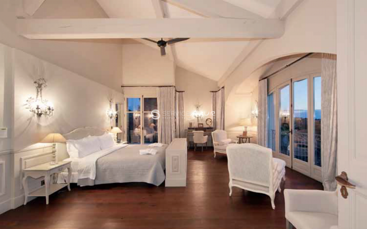 Villa à Antibes, France, 600 m² - image 14