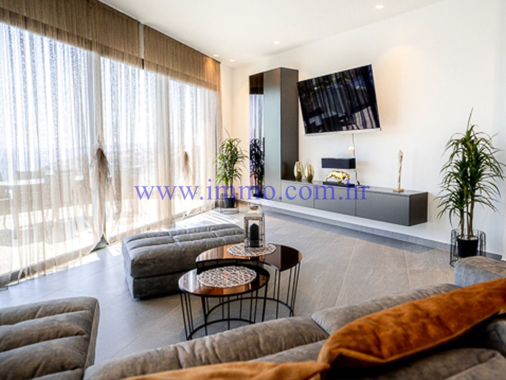 Villa a Traù, Croazia, 370 m² - foto 3