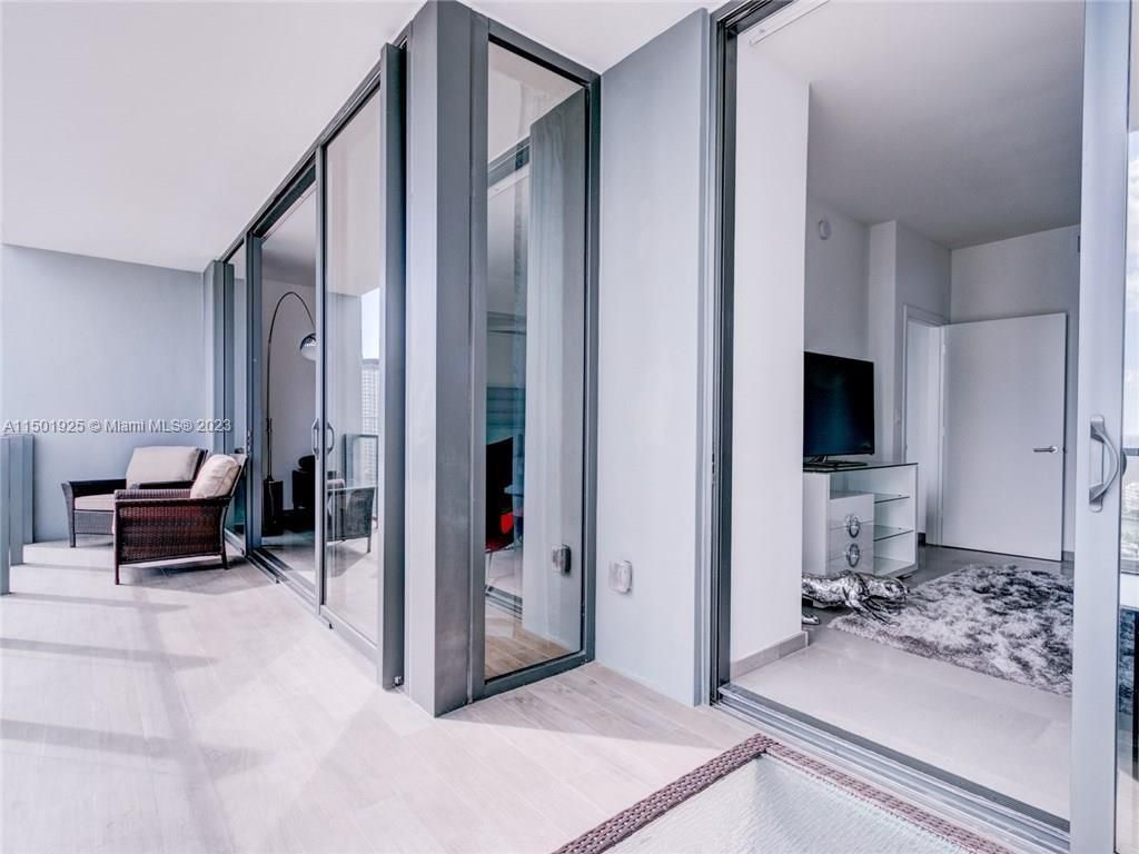 Appartement à Miami, États-Unis, 90 m² - image 5