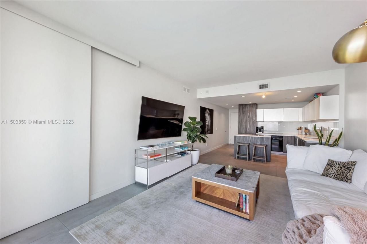 Flat in Miami, USA, 100 m² - picture 4