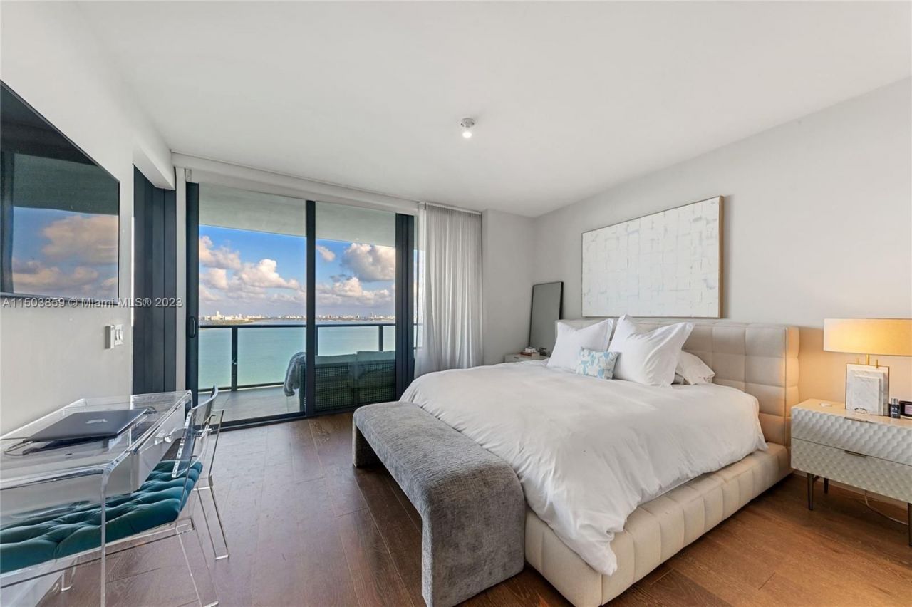 Flat in Miami, USA, 100 m² - picture 8