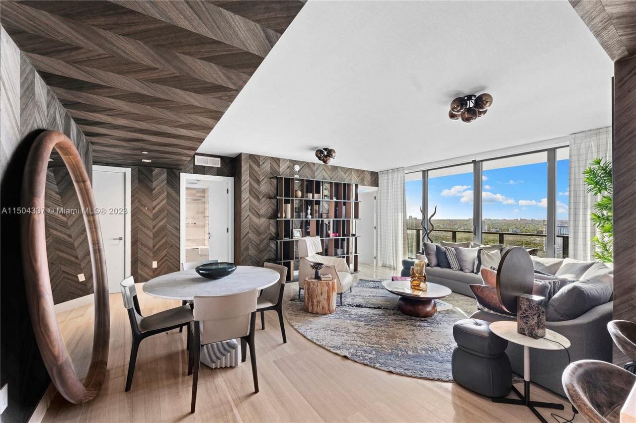 Piso en Miami, Estados Unidos, 110 m² - imagen 2